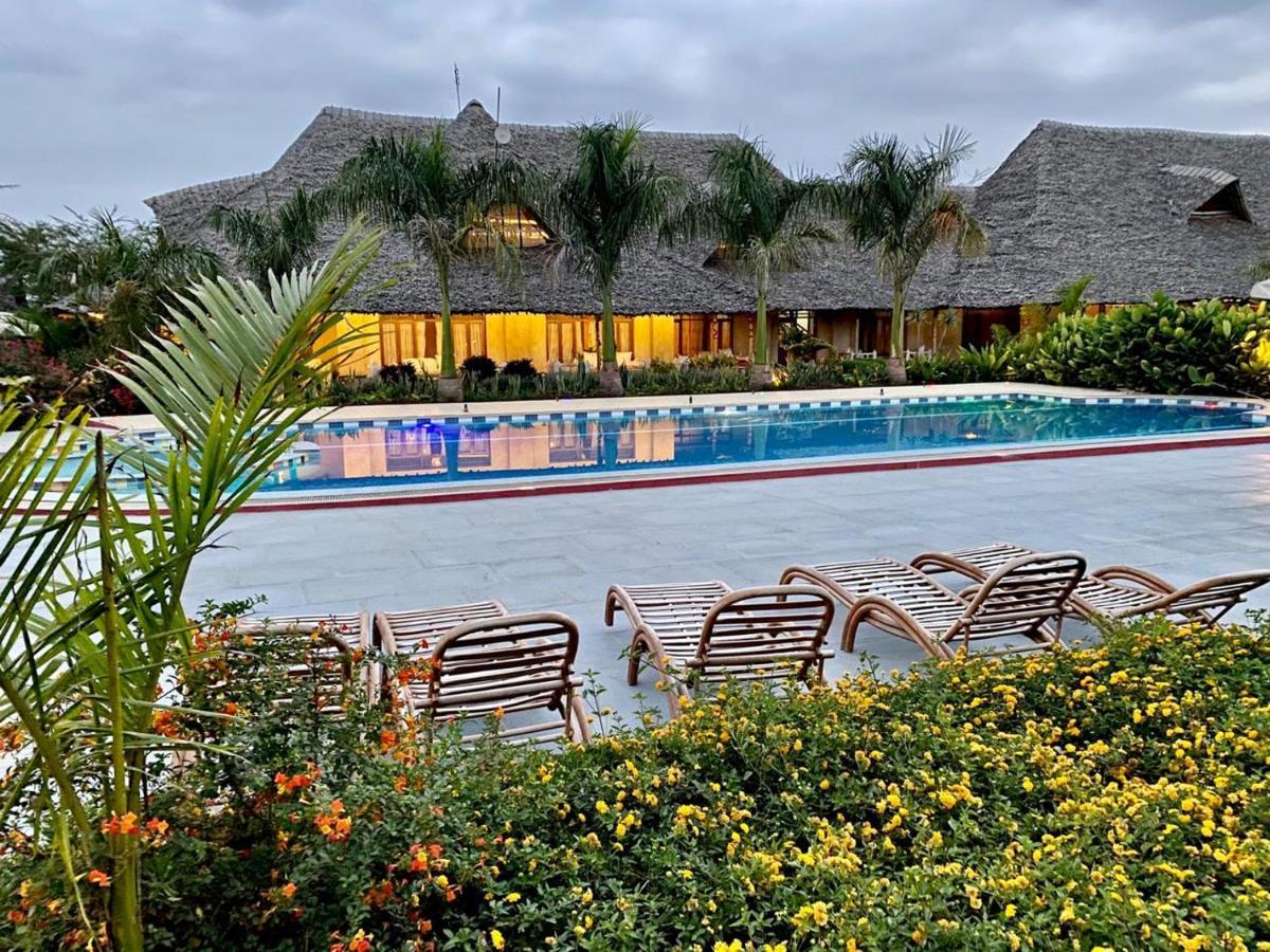 The Last Village Lodge Athi River Exterior foto